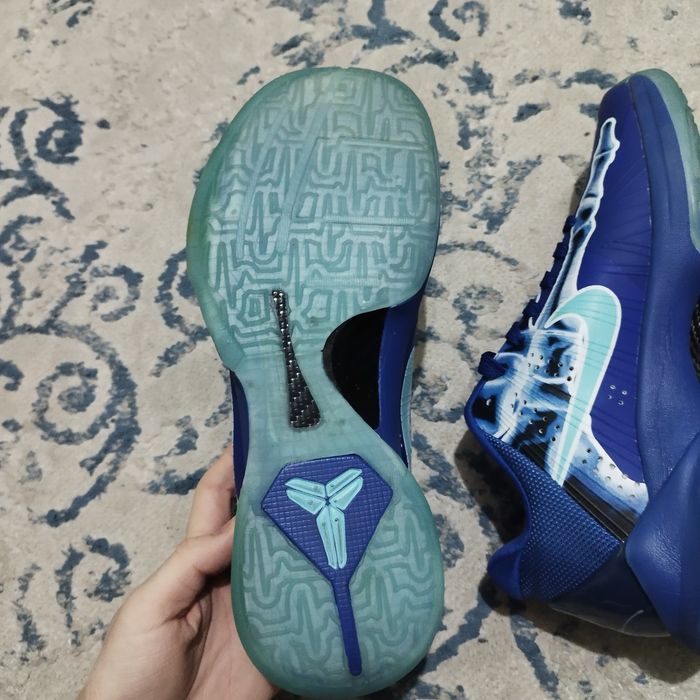 Баскетбольные кроссовки