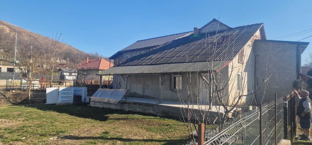 Business, casa si teren - proprietate rurala