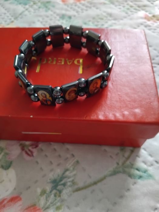 Женский браслет от давления