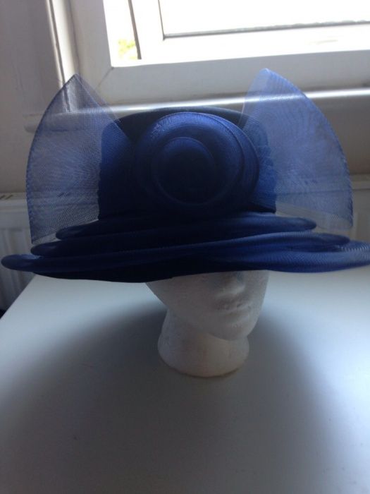 Pălărie C&A elegantă