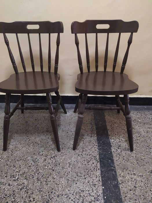 Трапезни столове 2 броя