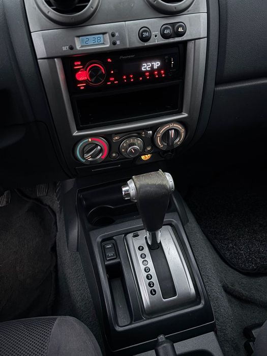 Isuzu D-Max Rodeo 2008 3.0 Diesel 163 CP 4X4 Mare Mic Clima Automat