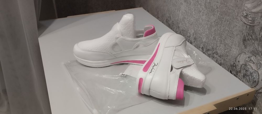 Новые красовки 36 размер