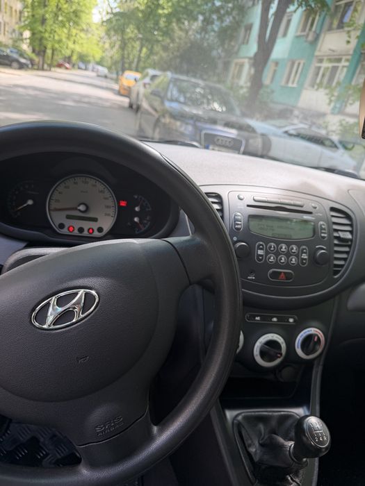 HYUNDAI i10 2010 — imagine 5