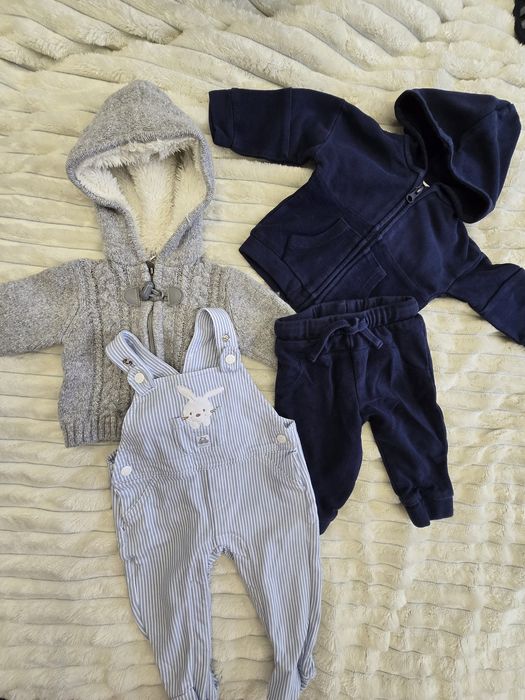 Lot hainute 0-luni baietel!