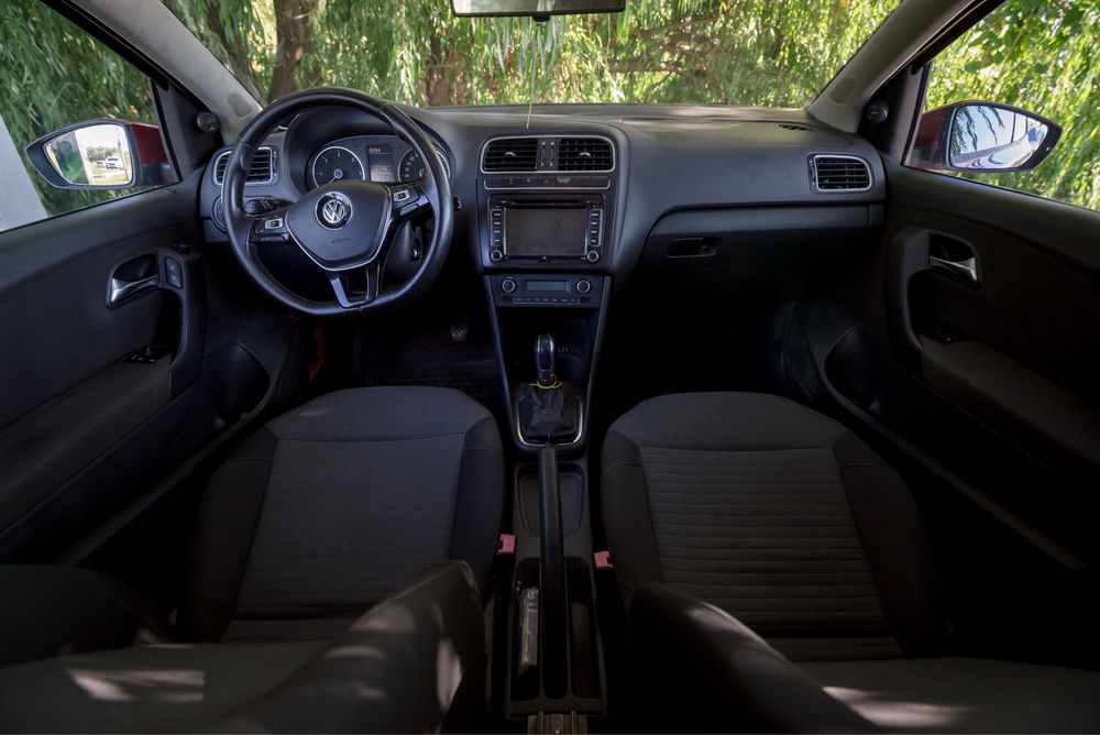 VOLKSWAGEN Polo 2010 — imagine 5