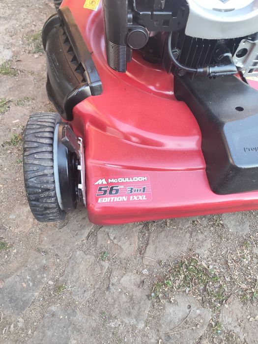 Самоходна бензинова косачка