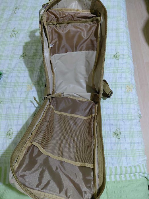 Продавам раница 30л.