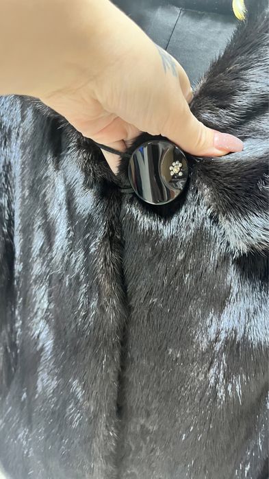 Продам норковую шубу