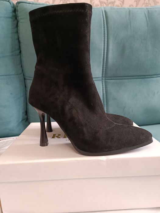 Ботильоны замшевые