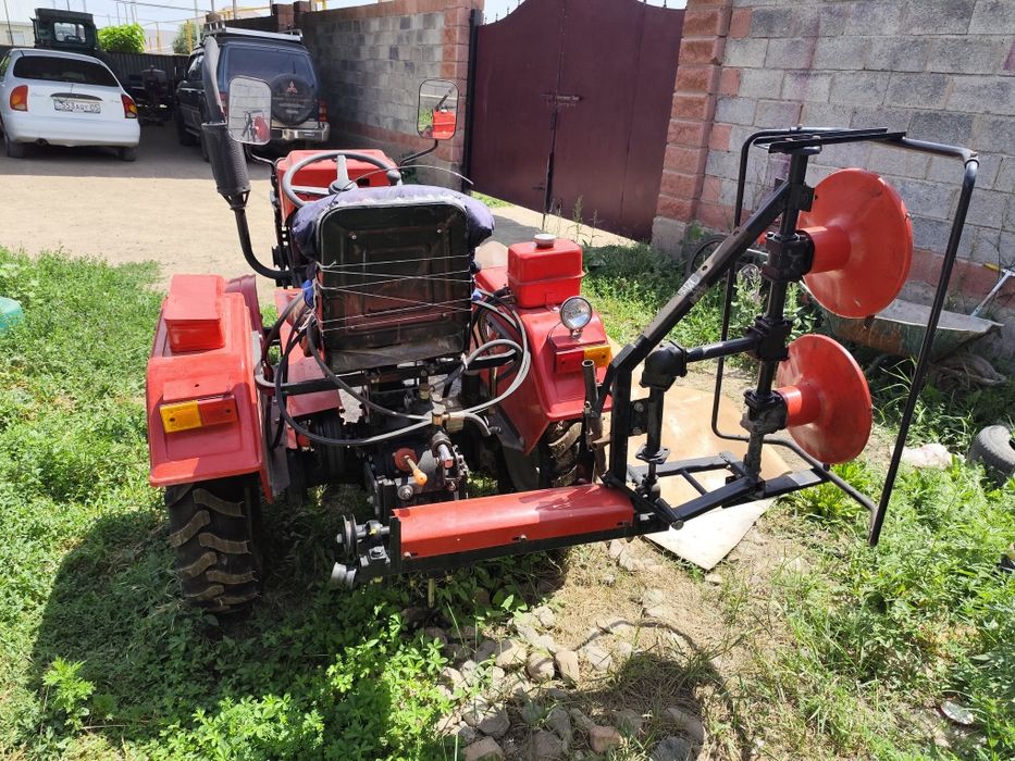 Мини трактор новый