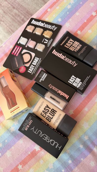 Чисто нови Huda Beauty Easy Blur primer, foundation, liquid concealer