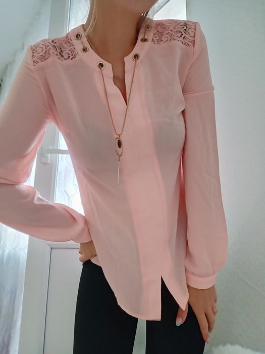 Платья, брюки, блузки