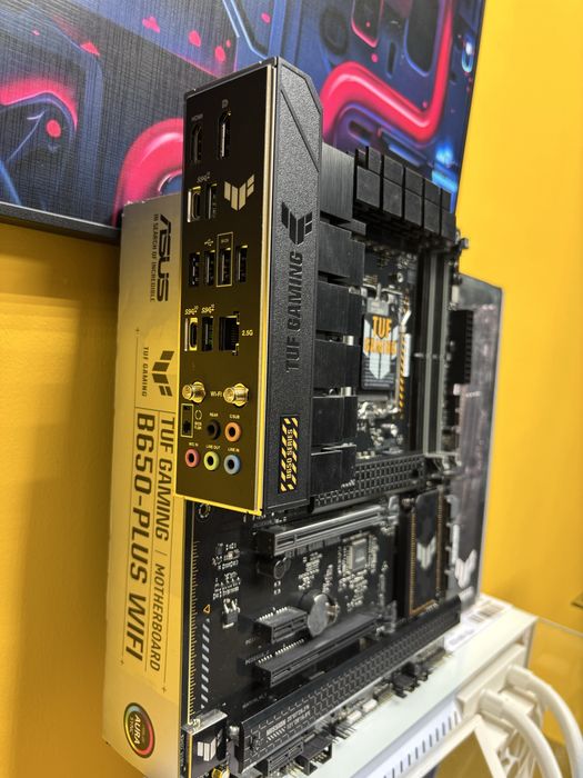 Продам B650m Asus Tuf Wifi AM5