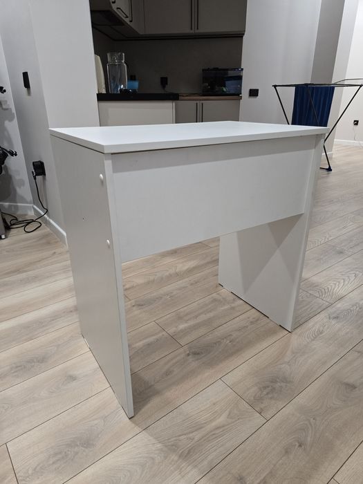 Стол компьютерный