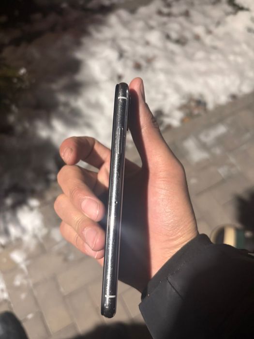 Айфон хс 256гб не лагает