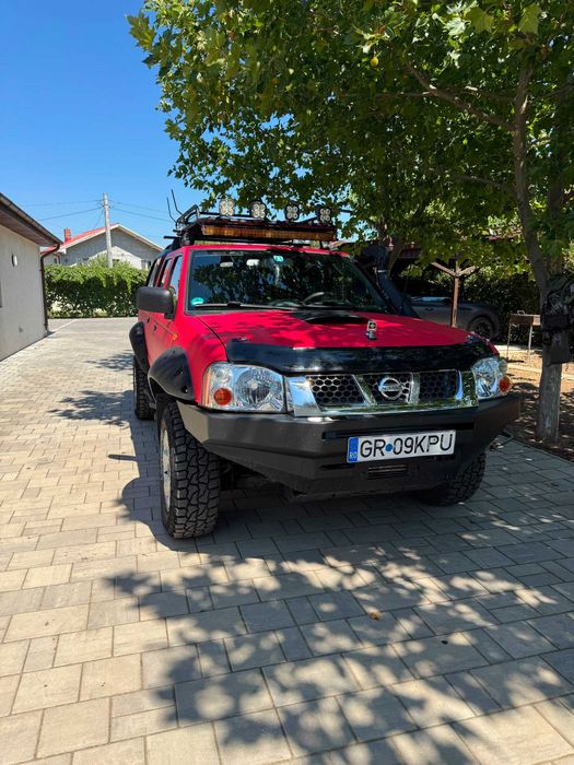 Nissan Navara D22 2004