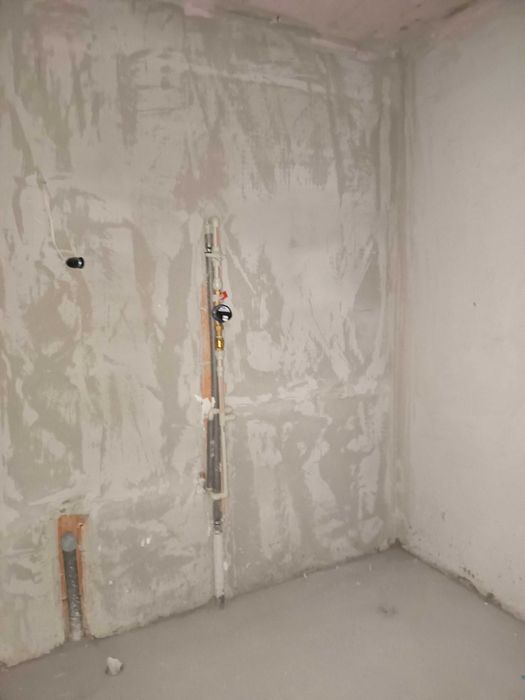 Дава се под наем Двустаен апартамент в Пловдив, Център - 79 кв.м за 50745 € - Снимка #4