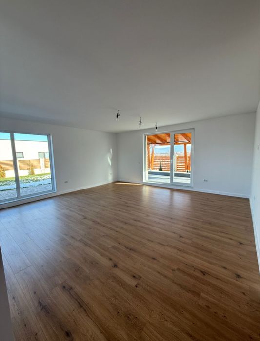 Casa de vanzare Brasov-Tarlungeni