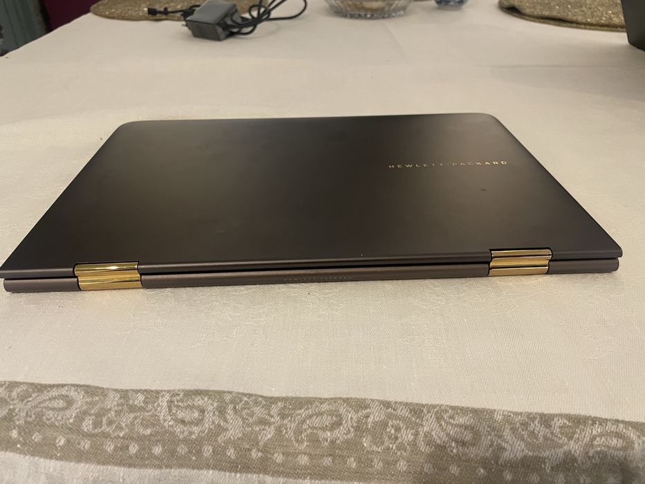 Компьютор переносной ( laptop)