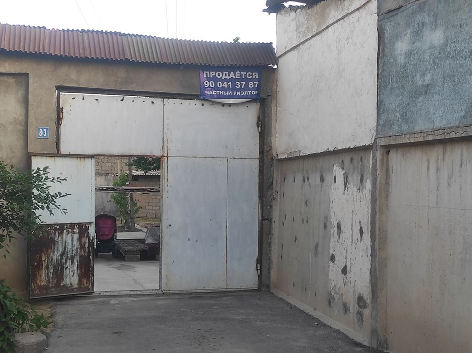 Uy sotiladi xovli sotix 10 xonalar soni 7