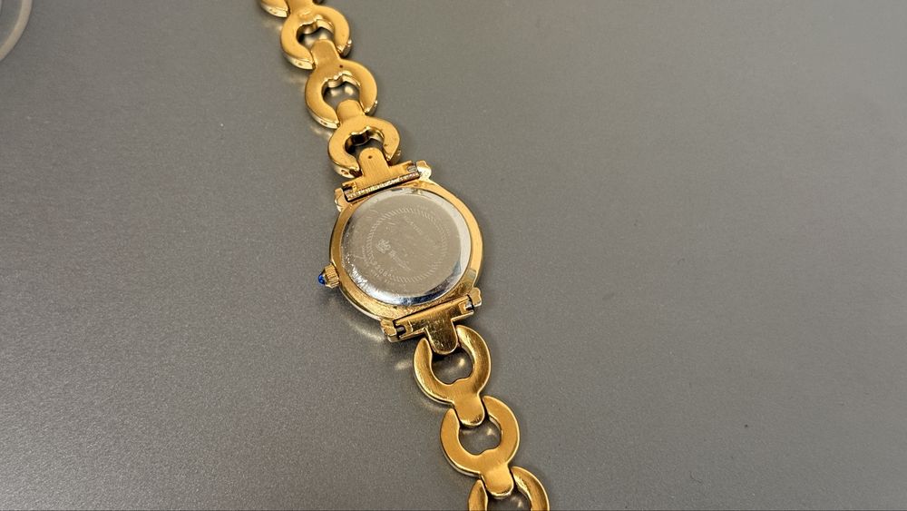 Hamilton dama quartz superb