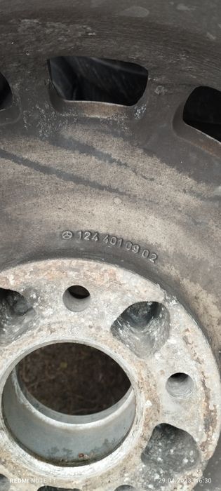 Продам одино колесо в зборе