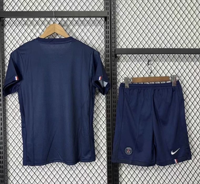 Echipament fotbal copii ( tricou + pantaloni ) , PSG