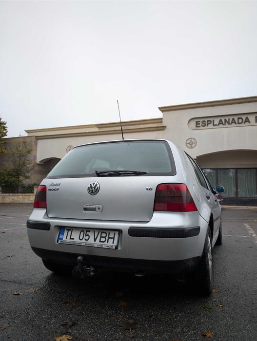 VOLKSWAGEN Golf 2002 — imagine 4