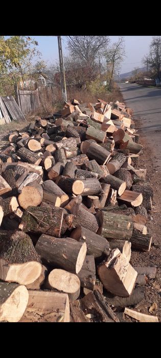 Aducem la comandă lemne de foc esență tare