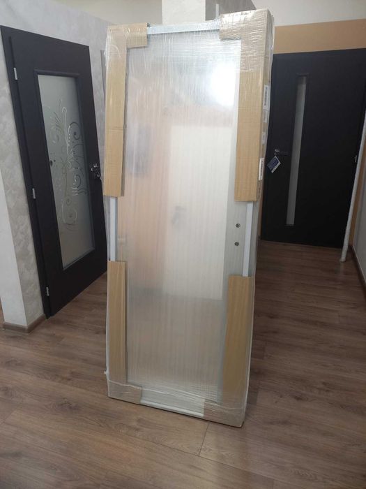 алуминиева врата с огледало