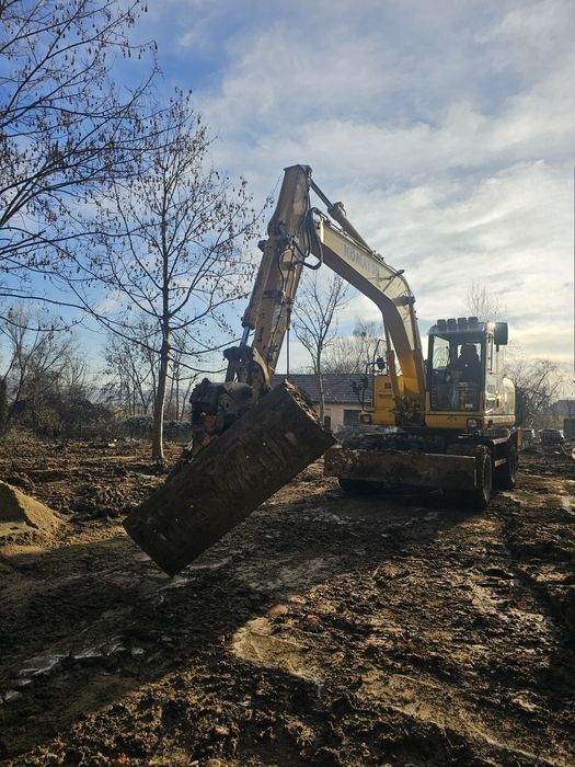 Excavator / Dumper