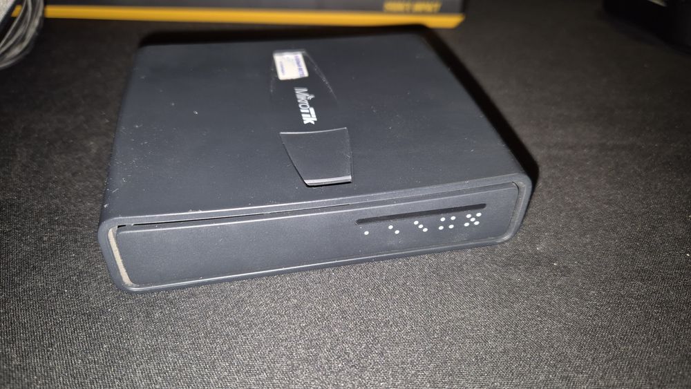 Роутер MikroTik hap ac RB951 u1