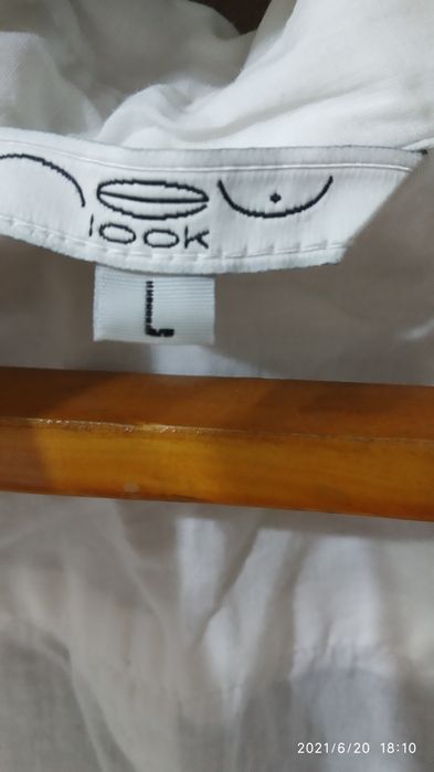 Продаются женские. Кофточки в идеальном состоянии.размеры указаны на ф