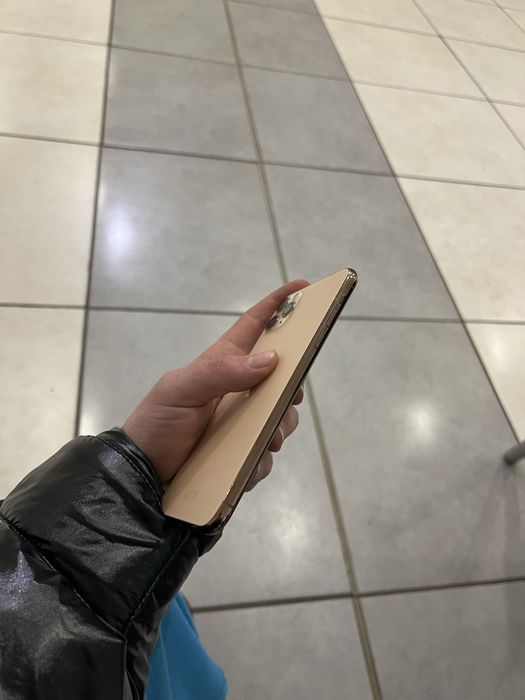 Vând Iphone 11 Pro Max