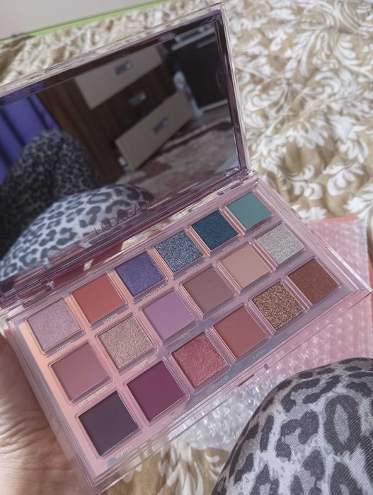 Палитра Huda beauty Retrograde Mercury