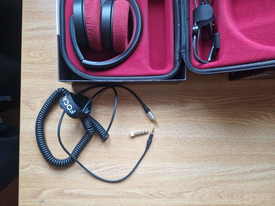 Casti pentru studio Focal