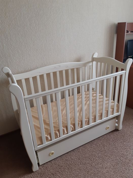 Продам детскую кровать