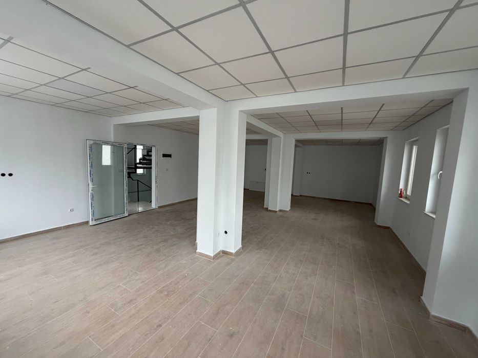 Spatii comerciale / birouri de inchiriat – zona centrala Viseu de Sus