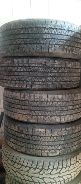 Продам комплект резины 245/55R19