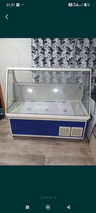Ветринный холодильник
