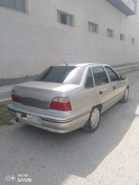 Daewoo Nexia год 2007 луюкс без кондицонер метан газ
