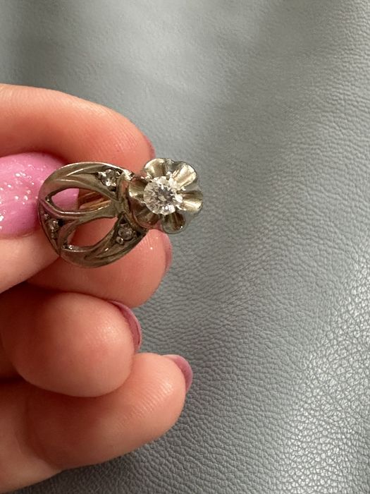 Бриллиантовые серьги