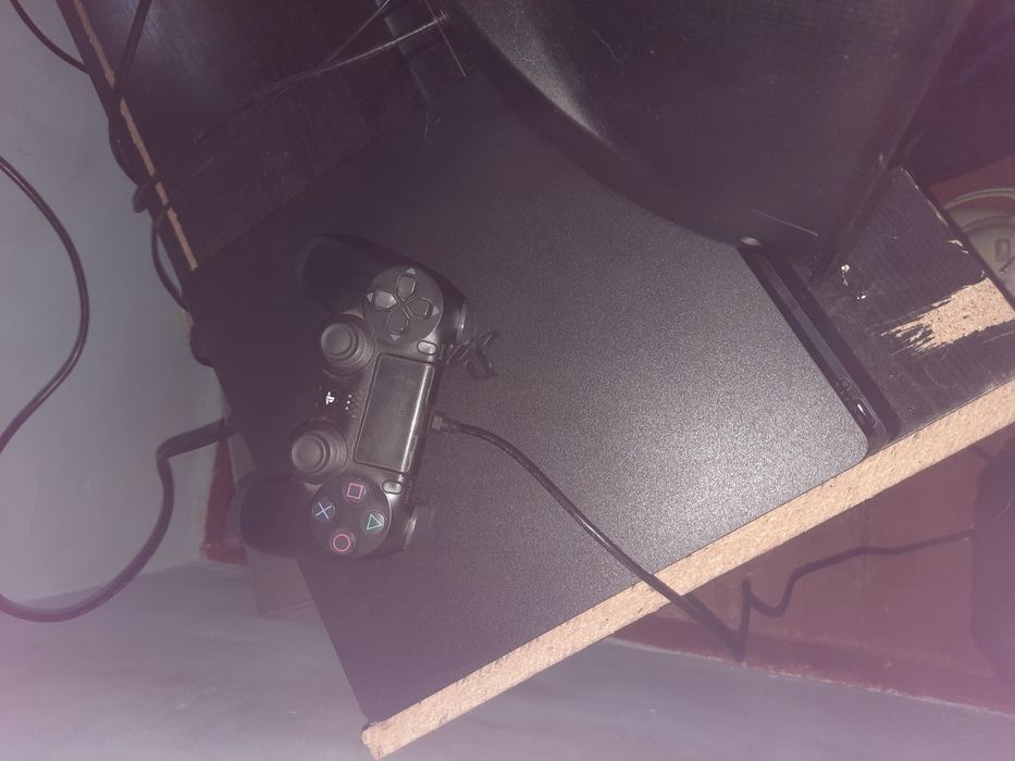 PS4 SLIM приставка
