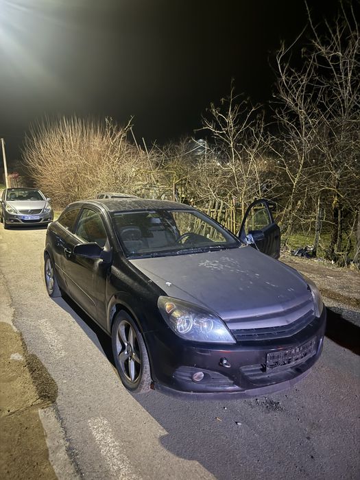 Dezmembrez opel astra h  gtc1.6 z16xep