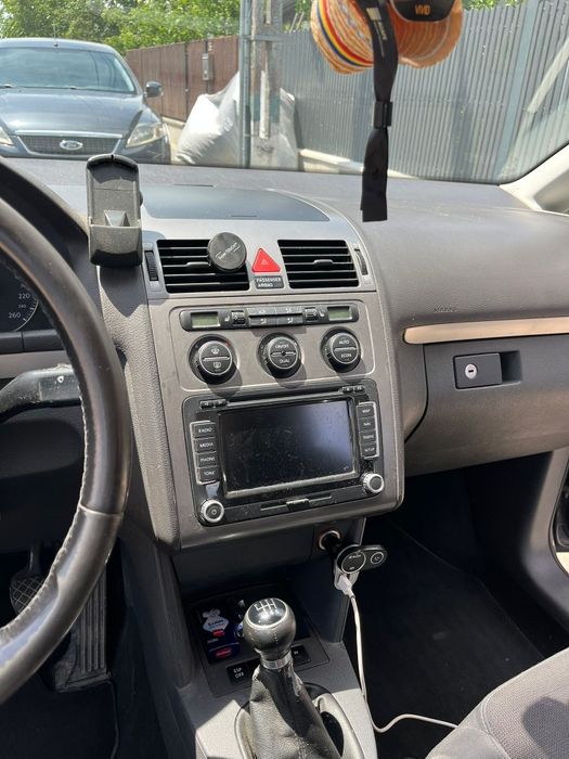 VOLKSWAGEN Touran 2007 — imagine 5