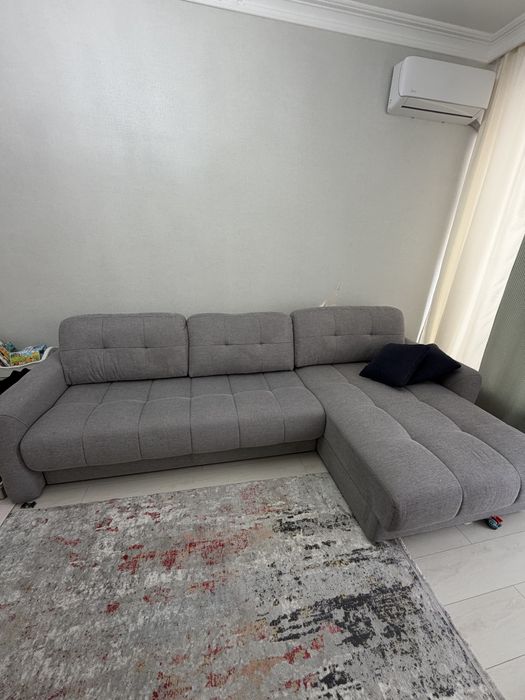 Продам диван гостевой