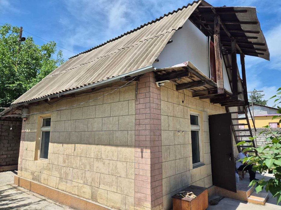 Uy sotiladi Toshkent viloyati, Yangiyo`l tumani,