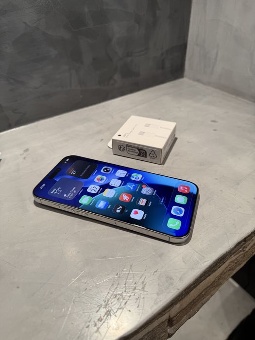 КАТО ЧИСТО НОВ Iphone 16 Pro Max + гаранция