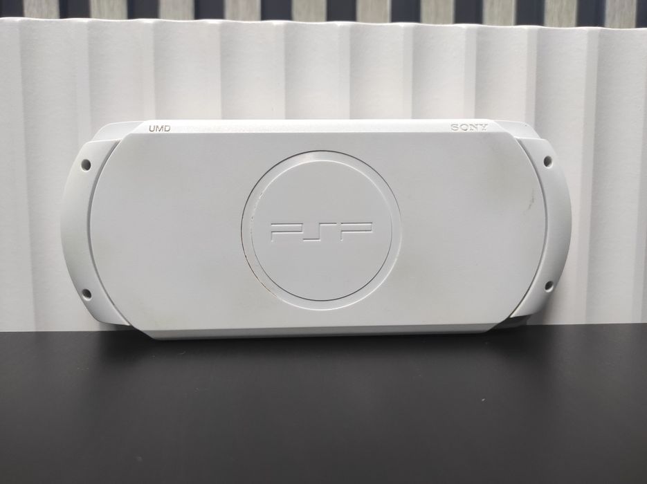 PSP E1004 Street